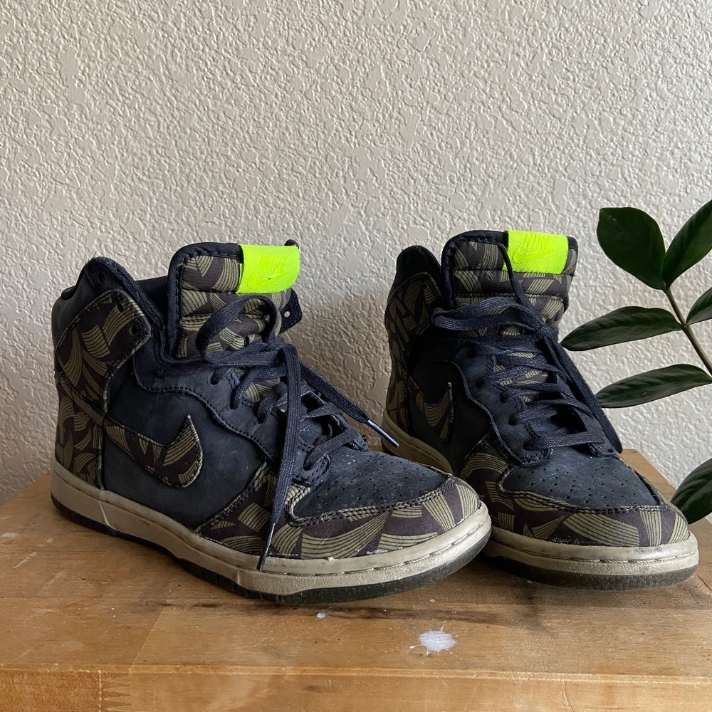 Nike Dunk Hi x Liberty green print shoe
